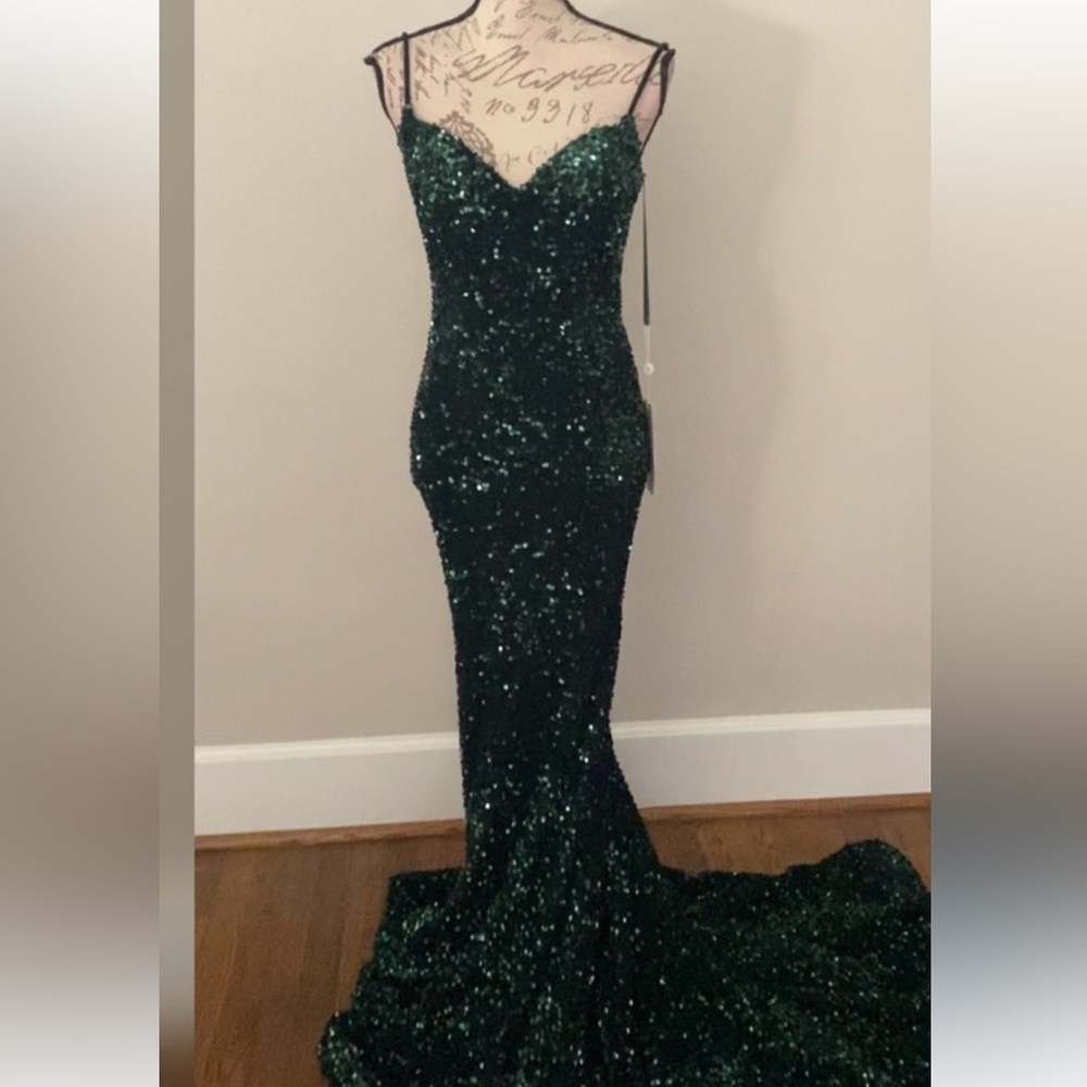 Emerald green sparkly pageant evening gown, prom dress or formal dress